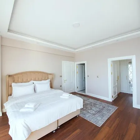 Dia Villa *